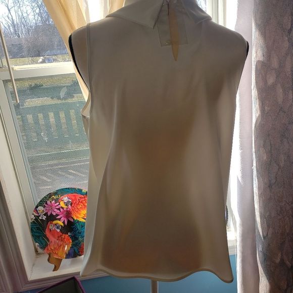 Cowl neck Tank top NWT - Picture 2 of 5